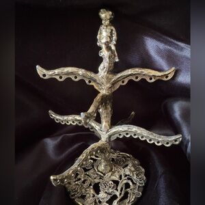 Gold-Toned Women's cherub Jewelry Tree